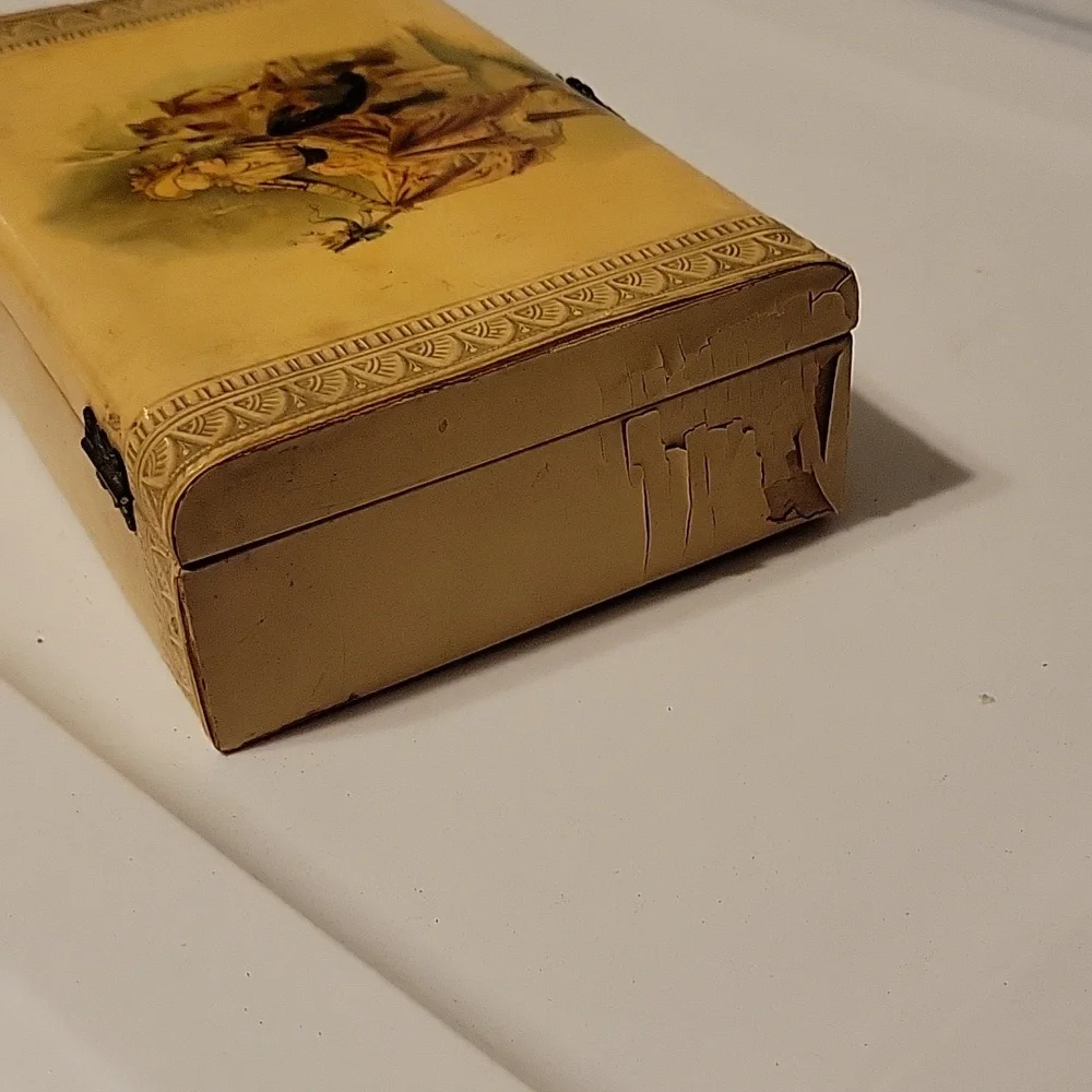 Vintage Celluloid? Jewelry or Hankerchief Box w Courting Couple Victorian